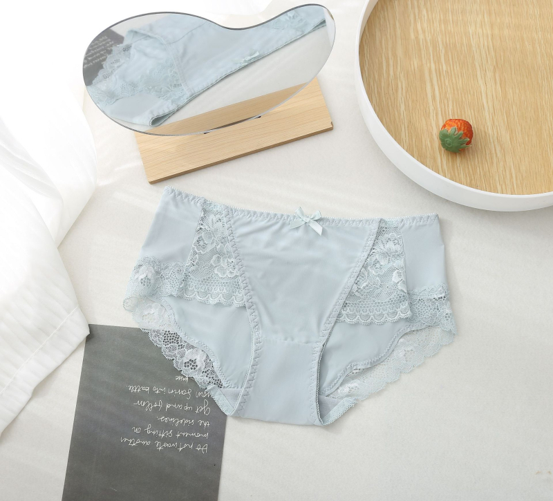 Ženske gaćice od ice silk, srednji pojas, čipkan rub, prozračnost, antibakterijske, velike veličine