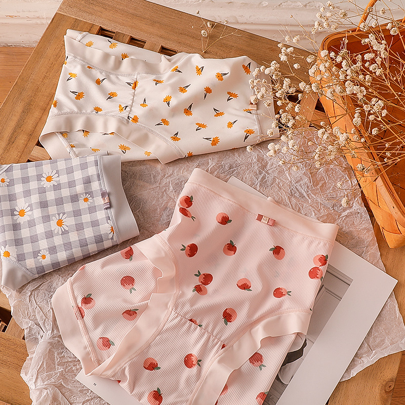 Nova ženska donja odjeća veće veličine, srednje visine struka, ice silk materijal, prozračan, podiže bokove, jednostavne slatke trokutaste gaćice