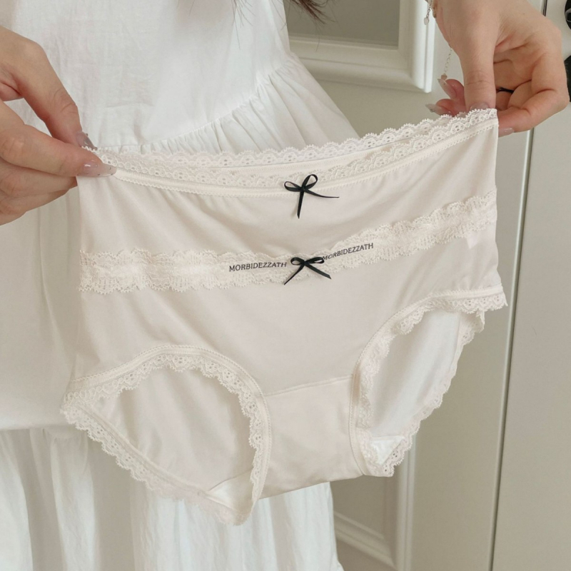 Izuzetno tanke ženske gaćice od ice silk s čipkastim rubom i mašnicom, hip briefs kroj, 7A antibakterijski modal preponska zona