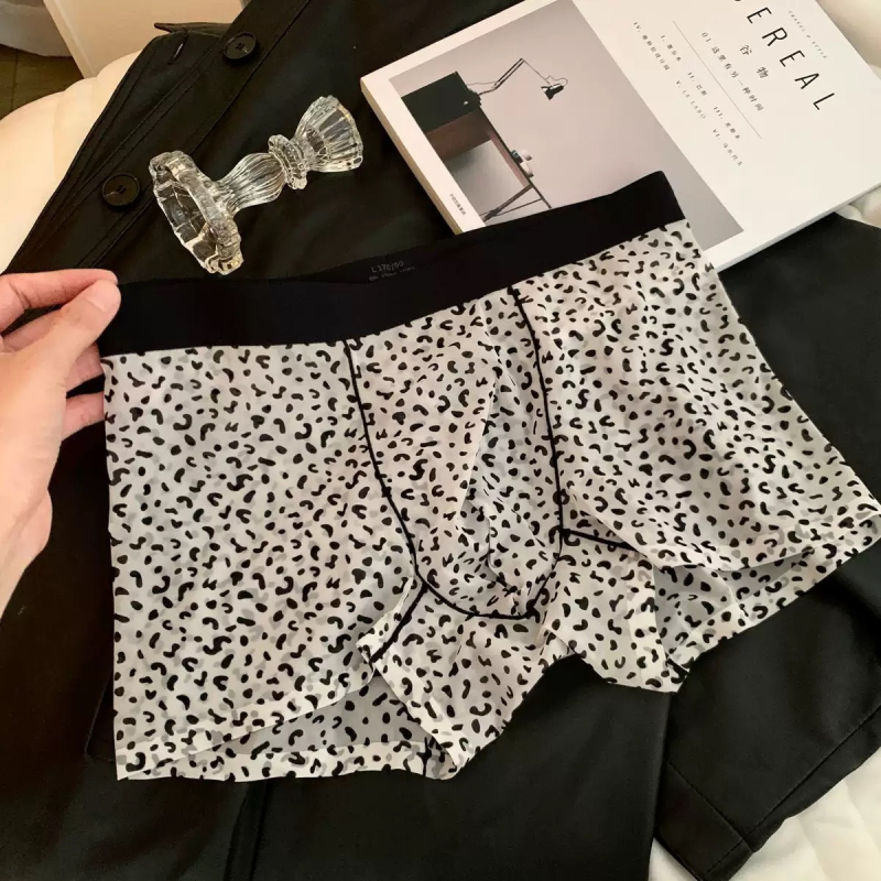 Muške bokserice s leopardovim uzorkom, antibakterijske, Ice Silk, srednji struk, najlon 10A, miris kamelije