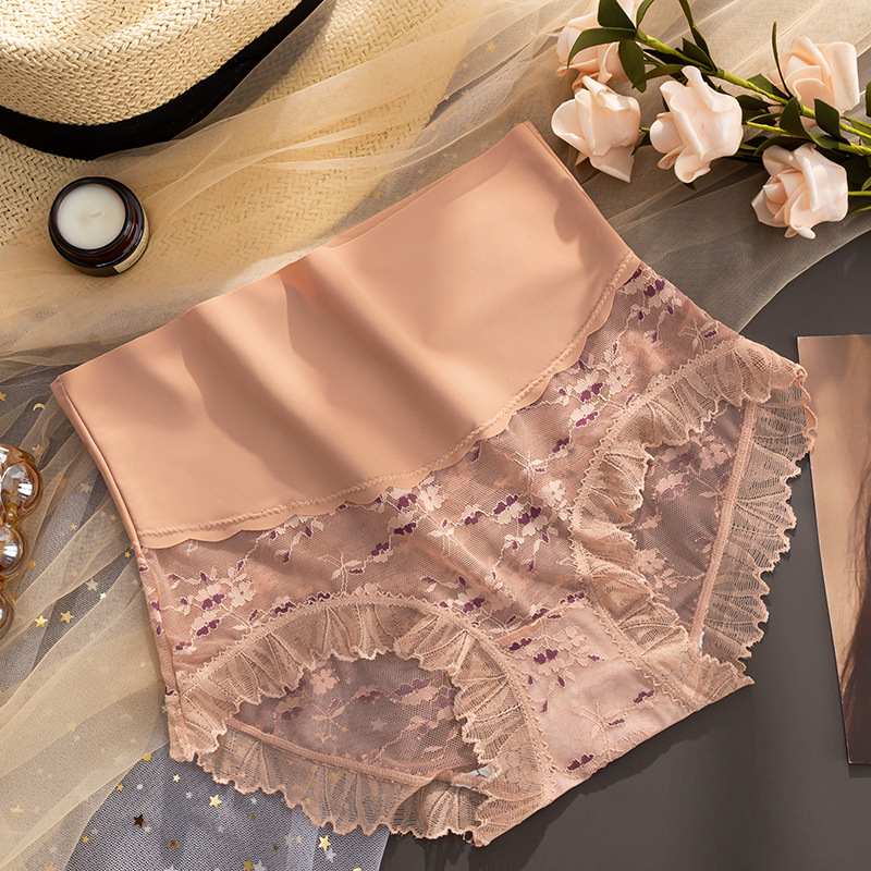 Ženske gaćice s visokim strukom i izvezenim detaljima, prozračna čipka, pamukova podstava u području prepona, tanki Ice Silk materijal