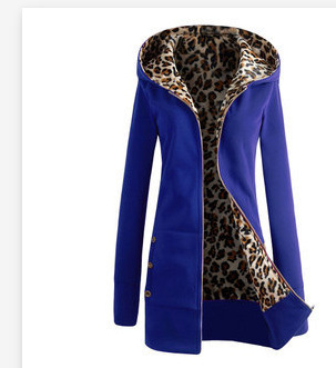 Ženski džemper s kapuljom i leopard printom, debeli pleteni materijal, oversize kroj, dugačka duljina, poliester