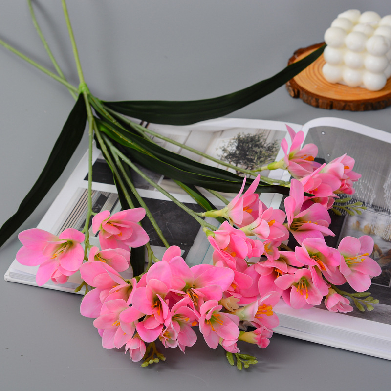 Umjetna orhideja Cymbidium s mekšim dodirom za kućnu stolnu dekoraciju, vjenčanja i rekvizite za fotografije