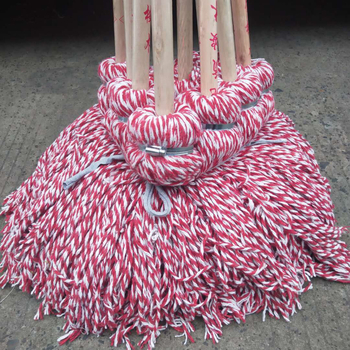 Kućni mop od 100% pamuka s drvenom drškom, tradicionalan jednostavan dizajn, produžena i veća glava, без ispada vlakana.
