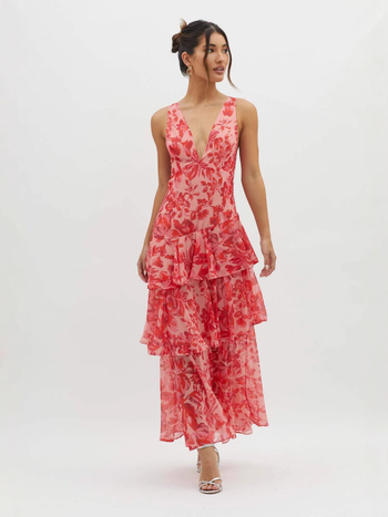 Chiffon anyagú halterneck ruha virágos mintával, karcsú szabás, nyár 2025
