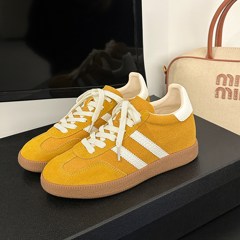 Női bőrből készült magasságot növelő sneakers, 6 cm-es vastag talppal, könnyű sportos mindennapi viselet