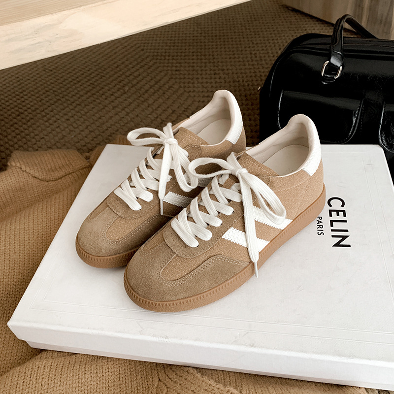 Női bőrből készült magasságot növelő sneakers, 6 cm-es vastag talppal, könnyű sportos mindennapi viselet