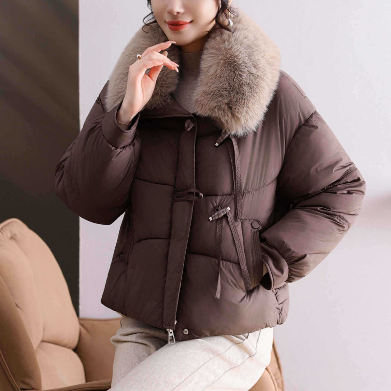 Geacă de iarnă pentru femei de vârstă mijlocie și în vârstă, cu umplutură de bumbac și țesătură poliester, stil elegant casual, guler imitatie blană, imprimeu floral