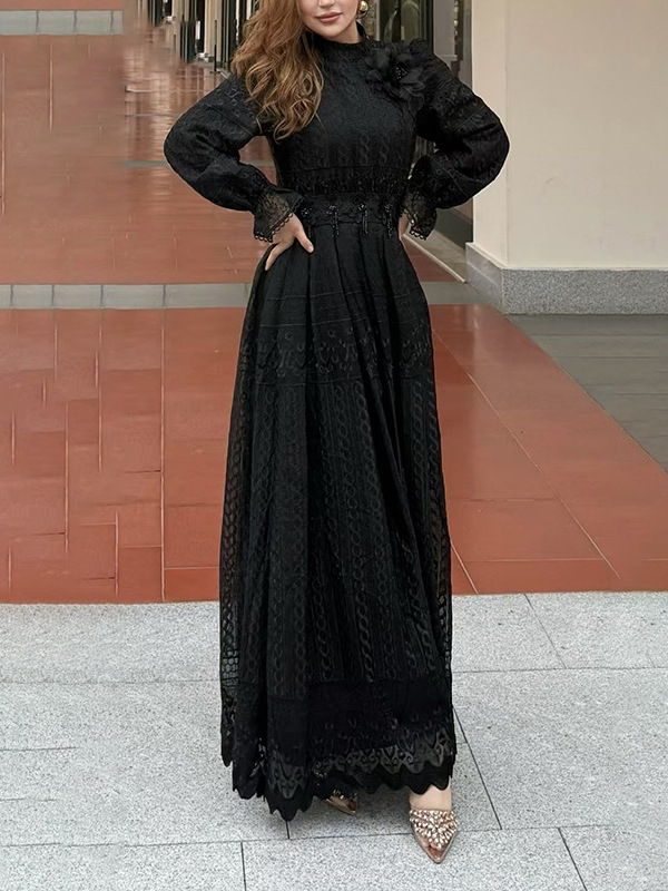 Francia stílusú Hepburn-ihletésű elegáns hosszú ujjú ruha virágmintával, maxi fazon, tavasz 2026