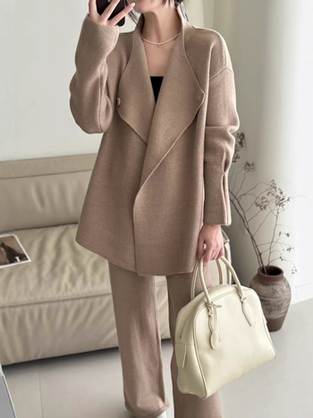 Elegantni dvodijelni pleteni komplet za žene: opušteni oversized džemper i ravne hlače
