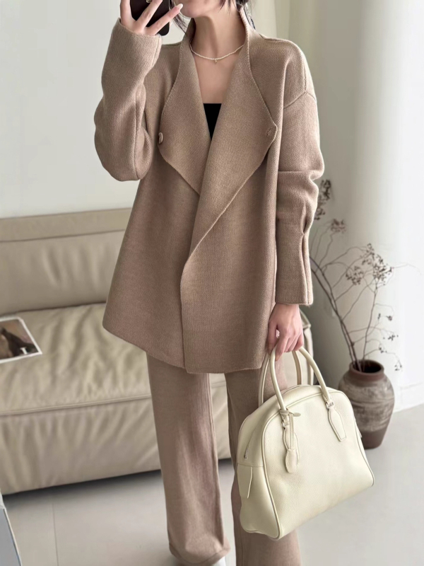 Elegantni dvodijelni pleteni komplet za žene: opušteni oversized džemper i ravne hlače