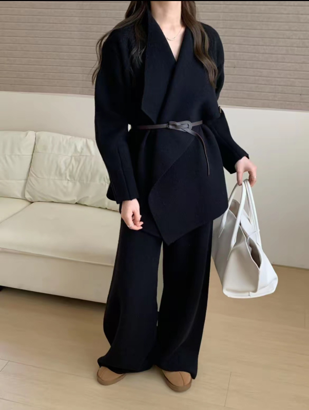 Elegantni dvodijelni pleteni komplet za žene: opušteni oversized džemper i ravne hlače