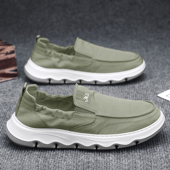 Pantofi bărbați din pânză, slip-on, vară 2025, ușori, talpă moale subțire, respirabili, din țesătură Ice Silk, în stil Beijing vechi