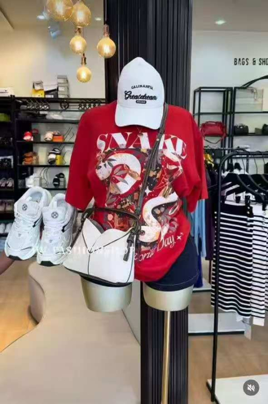 Ženski pamučni T-shirt kratkih rukava s mašnicom, 300 g teški pamuk, ležeran kroj za ljeto