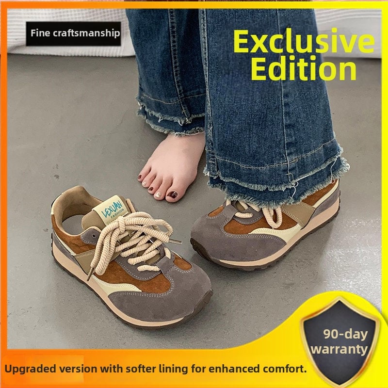 Γυναικείες ρετρό sneakers για την άνοιξη του 2026, σουέτ επάνω μέρος, ριγέ σχέδιο, επίπεδη σόλα, casual αθλητικά παπούτσια