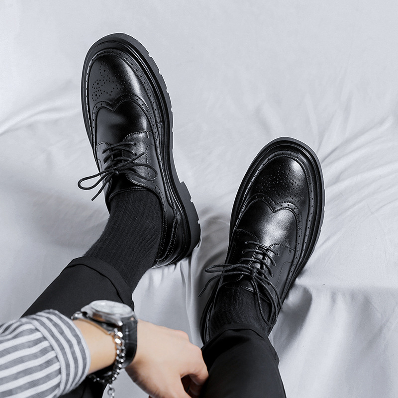 Muške kožne cipele za ljeto s debelim đonom za povećanje visine, britski stil brogue, crne, formalne svadbene cipele