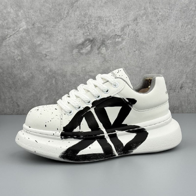 Adidași albi pentru bărbați, cu modele pictate manual și graffiti, pantofi sport casual cu talpă interioară care crește înălțimea