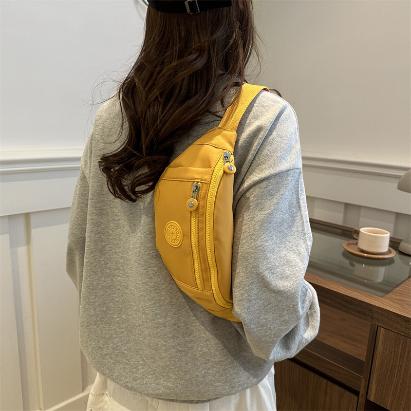 Ženska nylon torba za pojas s velikim kapacitetom i višestrukim pretincima – moderna crossbody torba za slobodno vrijeme i putovanja