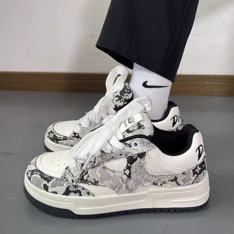 Kadulang fehér vászon casual sneaker férfiak és nők számára, skateboard-stílus, egyetemi és hétköznapi viselet