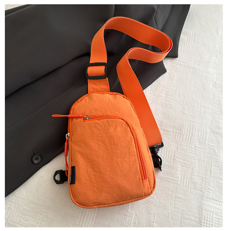Ženska višefunkcionalna torbica za prsa i rame, crossbody, sportski stil, najlon, ljeto 2025