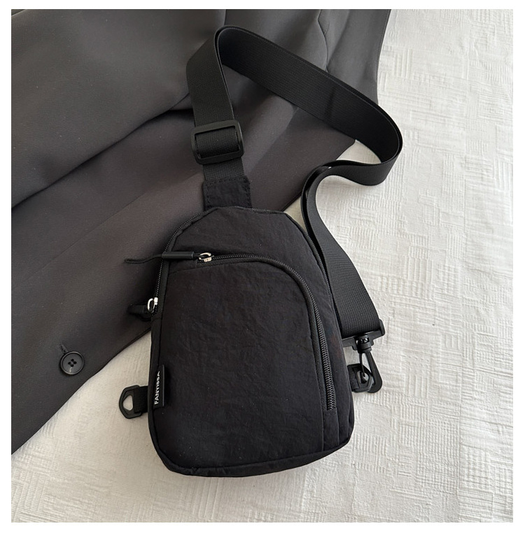 Ženska višefunkcionalna torbica za prsa i rame, crossbody, sportski stil, najlon, ljeto 2025