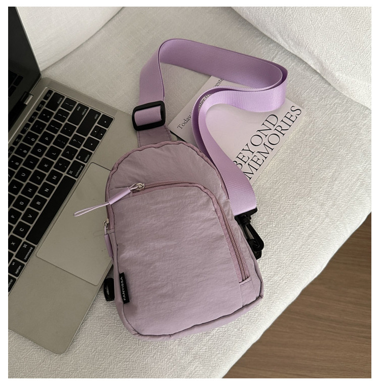 Ženska višefunkcionalna torbica za prsa i rame, crossbody, sportski stil, najlon, ljeto 2025
