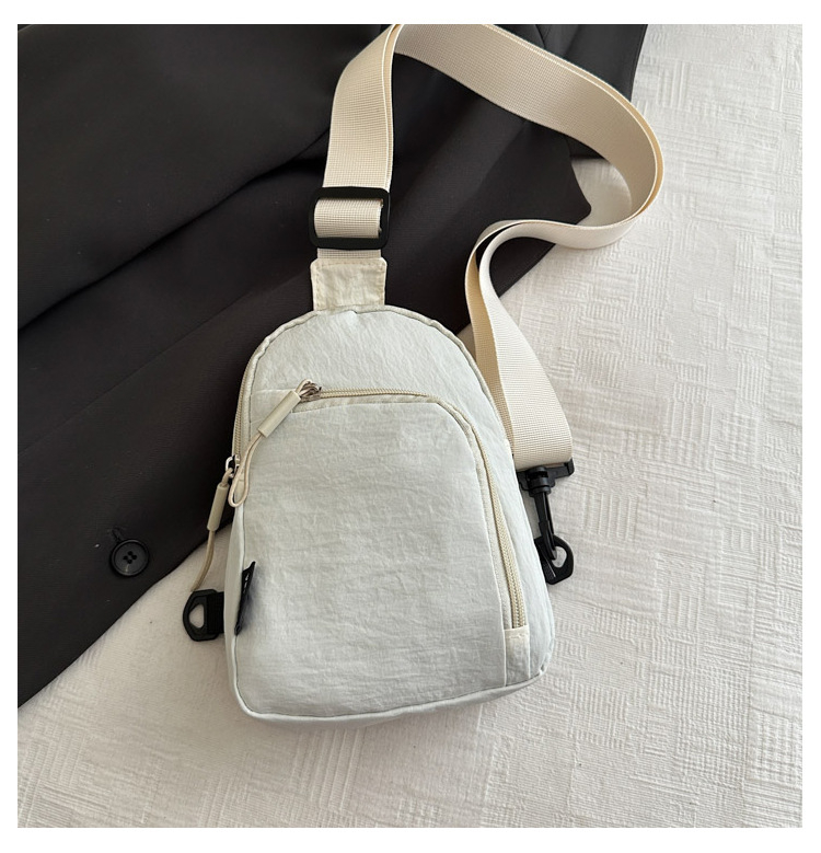 Ženska višefunkcionalna torbica za prsa i rame, crossbody, sportski stil, najlon, ljeto 2025