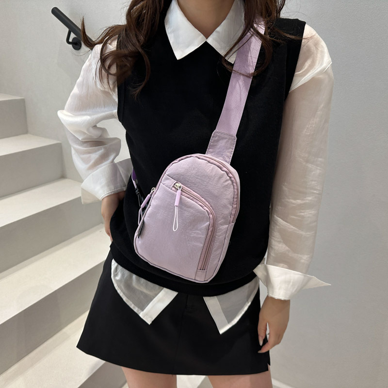 Ženska višefunkcionalna torbica za prsa i rame, crossbody, sportski stil, najlon, ljeto 2025