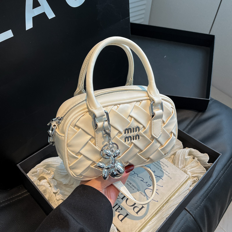 Ženska ručna tkana torba nišne mode, 2025 nova retro, svestrana za casual i svakodnevne potrebe, torba preko ramena ili crossbody