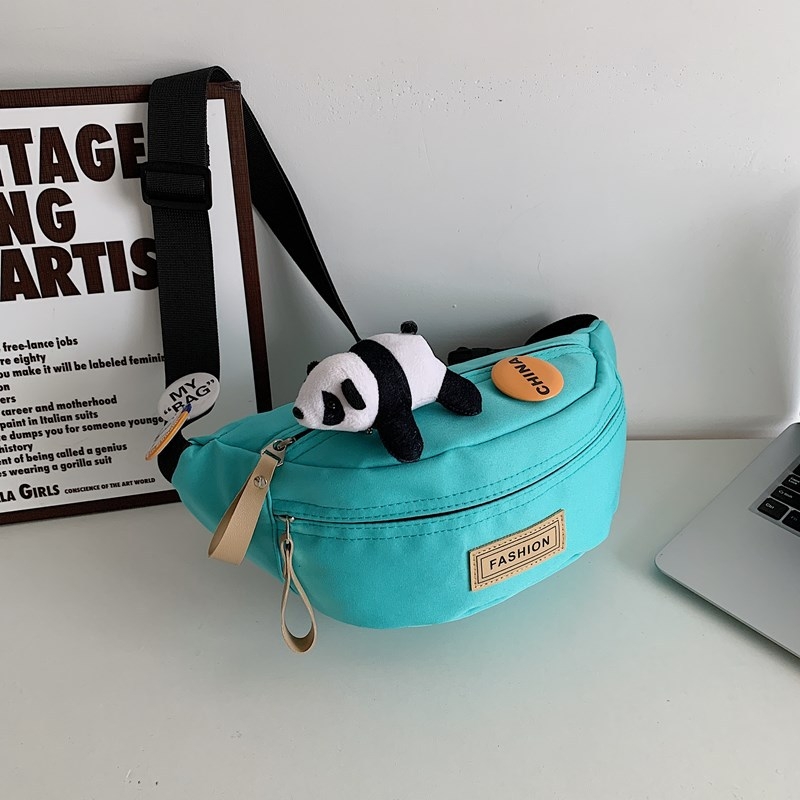 Kompakt női crossbody táska, mindennapi sportos stílus, vintage hangulat