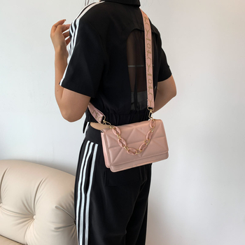 Ženska mala kvadratna PU kožna crossbody torbica, gradski street style, jesen 2023