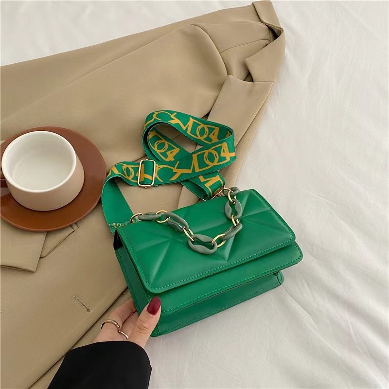 Ženska mala kvadratna PU kožna crossbody torbica, gradski street style, jesen 2023