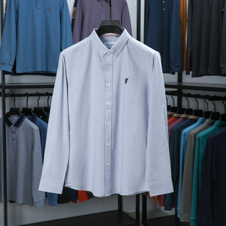Férfi hosszú ujjú ing, hegyes gallér, slim fit, vasalásmentes, amerikai stílusú mindennapi üzleti, póni embléma