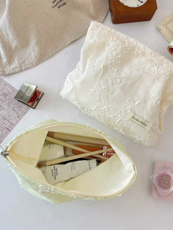 Csipkés hímzett kozmetikai táska háromdimenziós mintával, rúzs és bőrápolás tárolására, hordozható, nagy kapacitású clutch nőknek