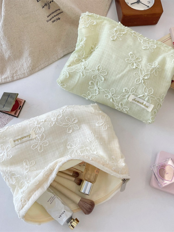 Csipkés hímzett kozmetikai táska háromdimenziós mintával, rúzs és bőrápolás tárolására, hordozható, nagy kapacitású clutch nőknek