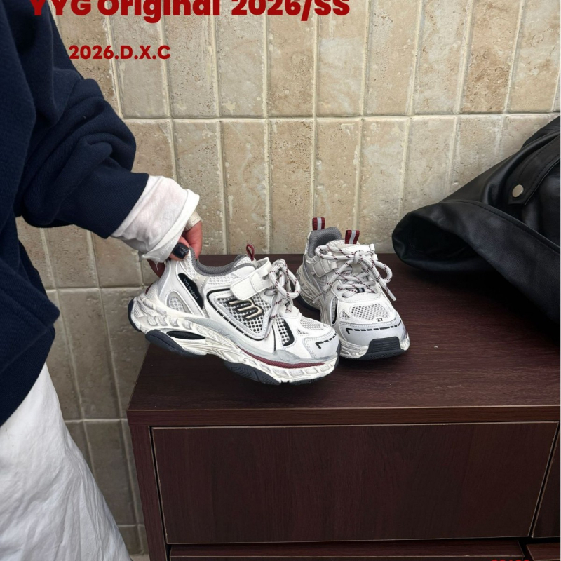 Dječje tenisice s mrežastim gornjim dijelom, lagane i prozračne, unisex, bijele, s Velcro zatvaračem, ljeto/proljet/jesen 2026
