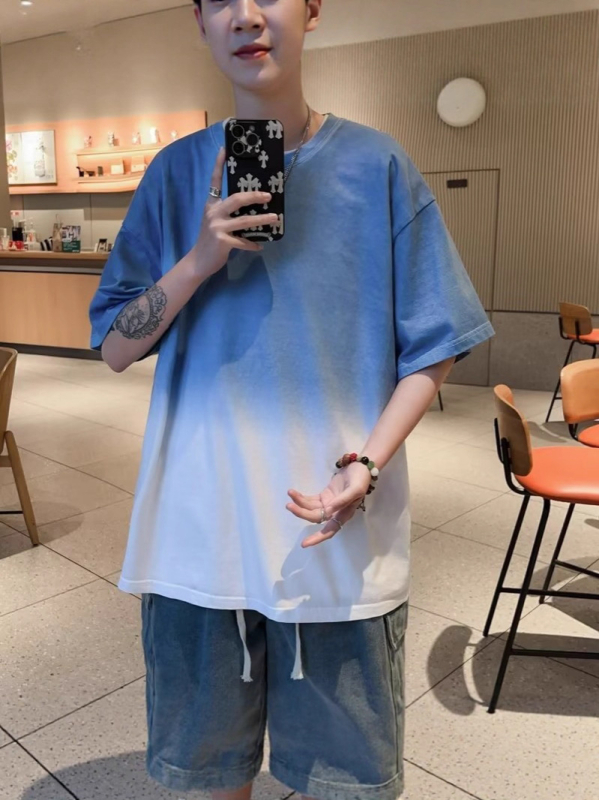 Muški T‑shirt kratkih rukava s gradijentnim dizajnom, hongkonški stil, blok boja, širok kroj