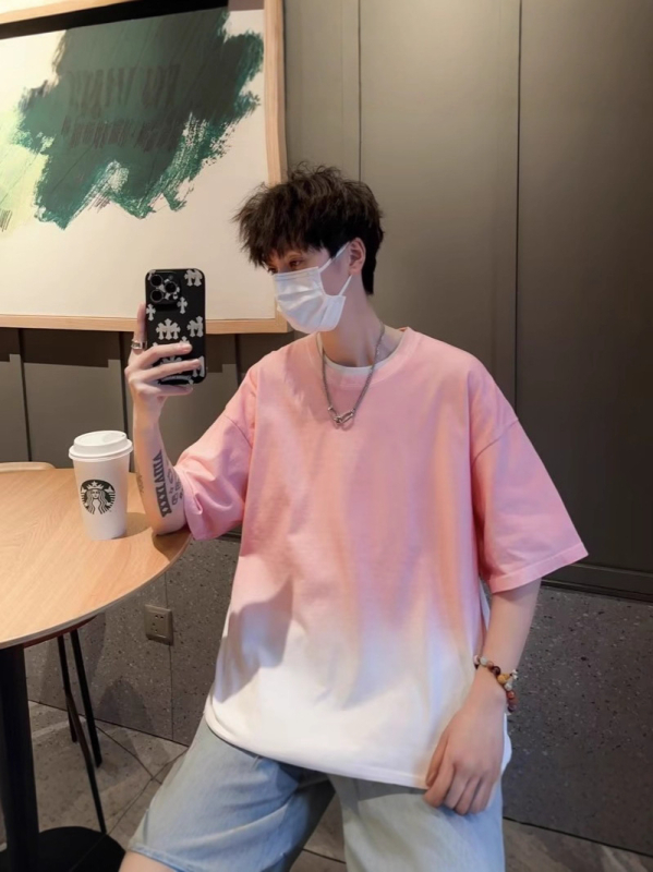 Muški T‑shirt kratkih rukava s gradijentnim dizajnom, hongkonški stil, blok boja, širok kroj