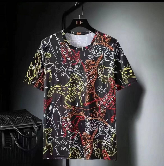 Prilagođeni ice silk muški kratki T-shirt, ljeto, opušten kroj, okrugli izrez, moderan visoko-kvalitetni stil