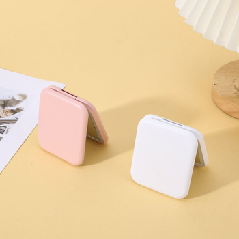 Mini LED négyzet alakú sminktükör lehajtható fedéllel, hordozható, világító.