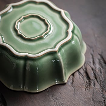 Ručna izrada: celadonska porcelanska podloga za čajnik s motivom lotosa i bakrenim podnožjem, keraminska mala posuda za sušenje čaja.