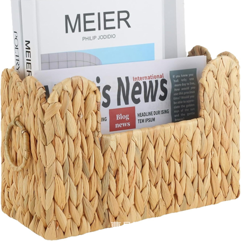 Valovito pleteni držač za časopise, ručno izrađeni, viseća zidna košara od ratana sa držkom