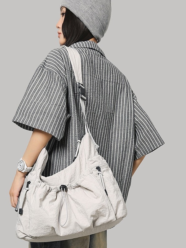Nylon tote torba velike kapacitete, korejskog stila, zatvarač, može se nositi na ramenu ili crossbody