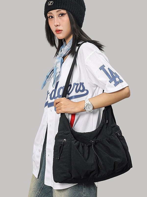 Nylon tote torba velike kapacitete, korejskog stila, zatvarač, može se nositi na ramenu ili crossbody