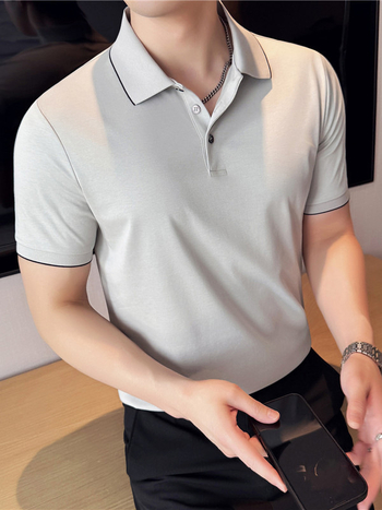 Férfi rövid ujjú polo ing, slim fit, egyszínű, nyári viselet, üzleti–szabadidős megjelenés