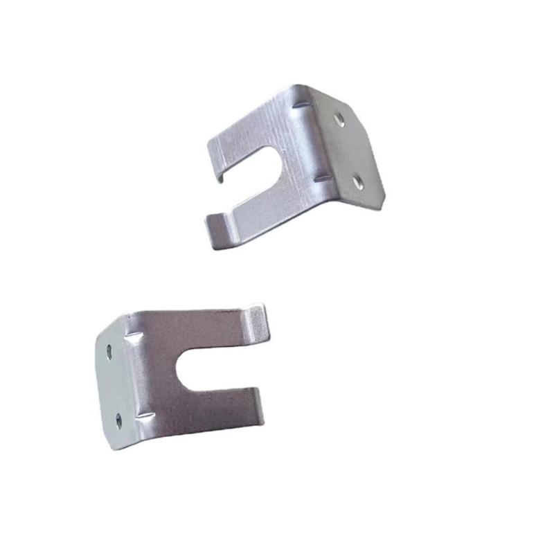 Galvanizirani viseći kutni dio, obrada, debljina 1,5–2 mm, razmak rupa 20 mm