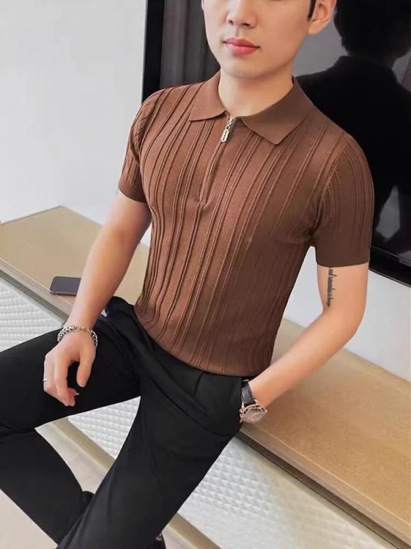 Férfi nyári könnyű kötött polo ing rövid ujjú, fél cipzárral, gallér, karcsú szabás, csíkos jacquard minta