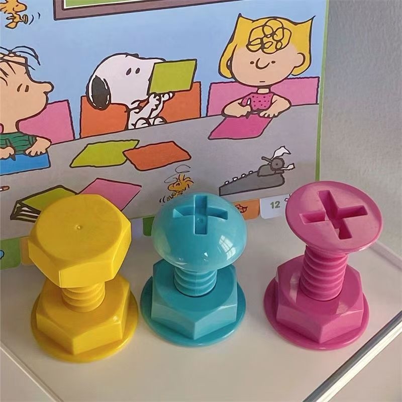 Slatka šarolika velika vijčasta kuka s jakim ljepilom, bez bušenja, vješalica za vrata bez tragova, kreativan dizajn