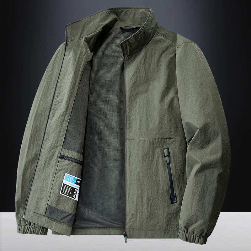 Férfi könnyű szélálló dzseki tavasz-őszre, slim fit, álló gallér, zipzárral, kapucni nélkül, egyszínű nylonból.