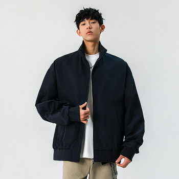 Amerikai stílusú rövid bomberdzseki álló gallérral férfiaknak, tavasz–ősz, laza szabás